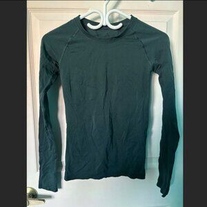 ATHLETA Momentum Seamless Top XS - Color: Pine